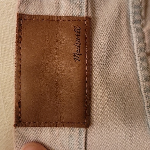 Madewell | The MomJean Overdyed Edition High Rise Bleached Out Cropped Jeans 29 - Picture 8 of 12